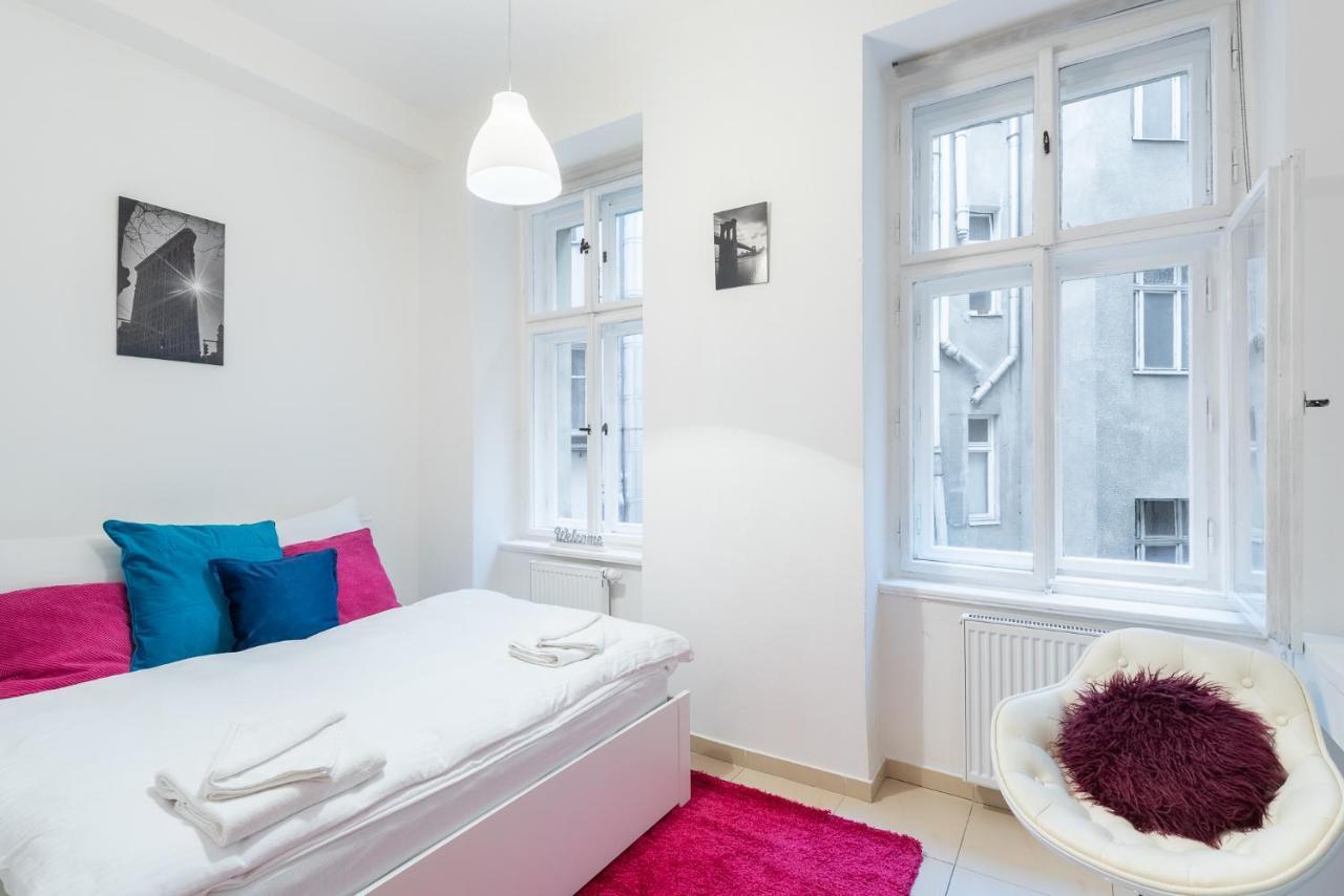Tesnov Residence Grande Apartments Praag Buitenkant foto
